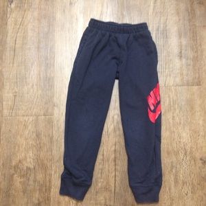 Nike Sweatpants boys size 6t
